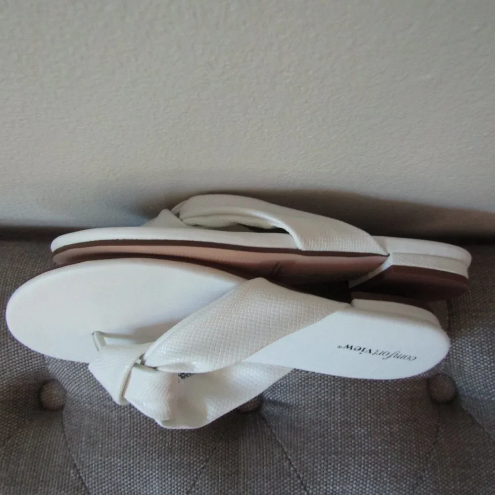 The Cora Sandal by Comfortview
